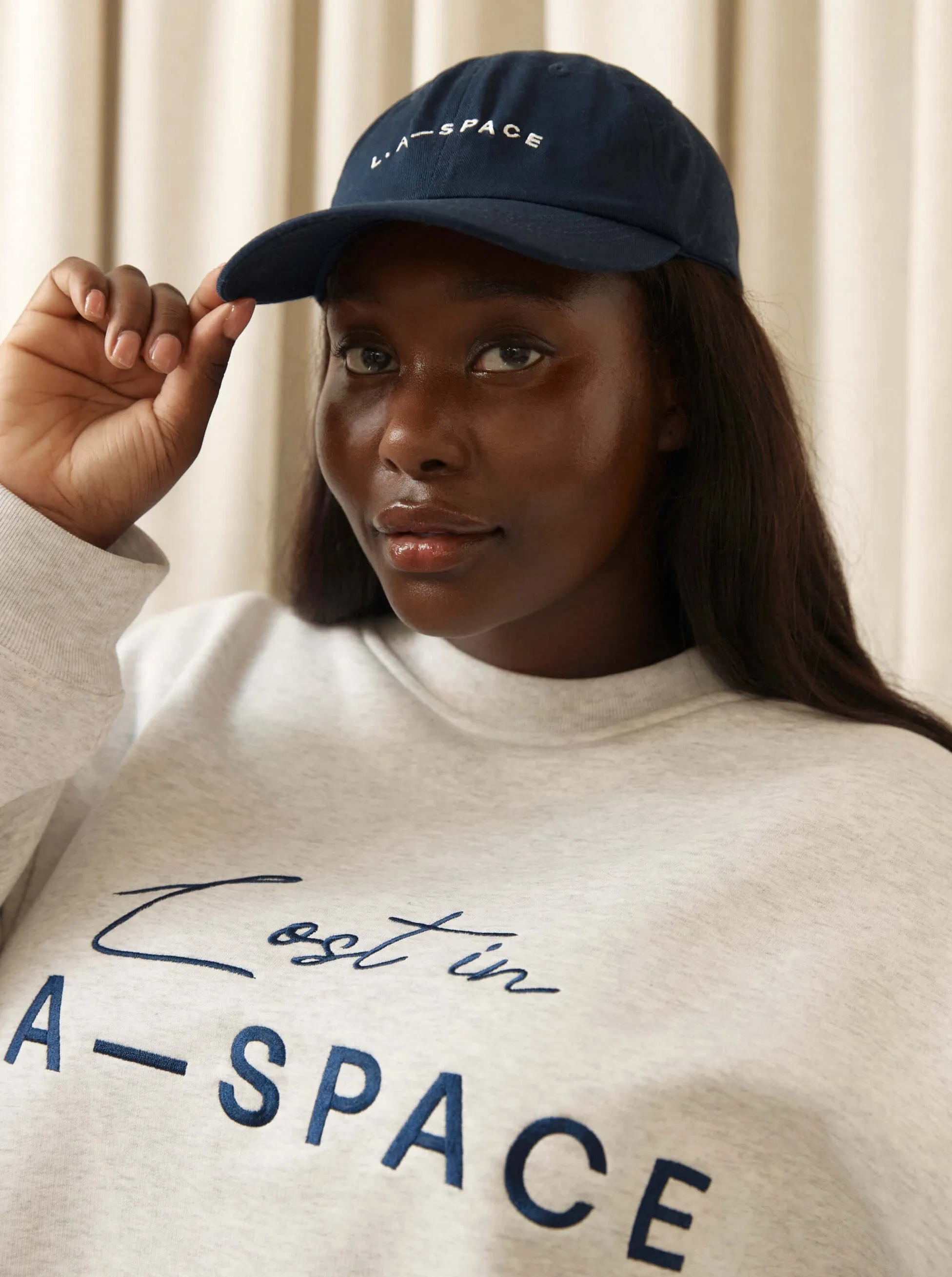 ‘L.A-SPACE’ EMBROIDERED CAP IN NAVY