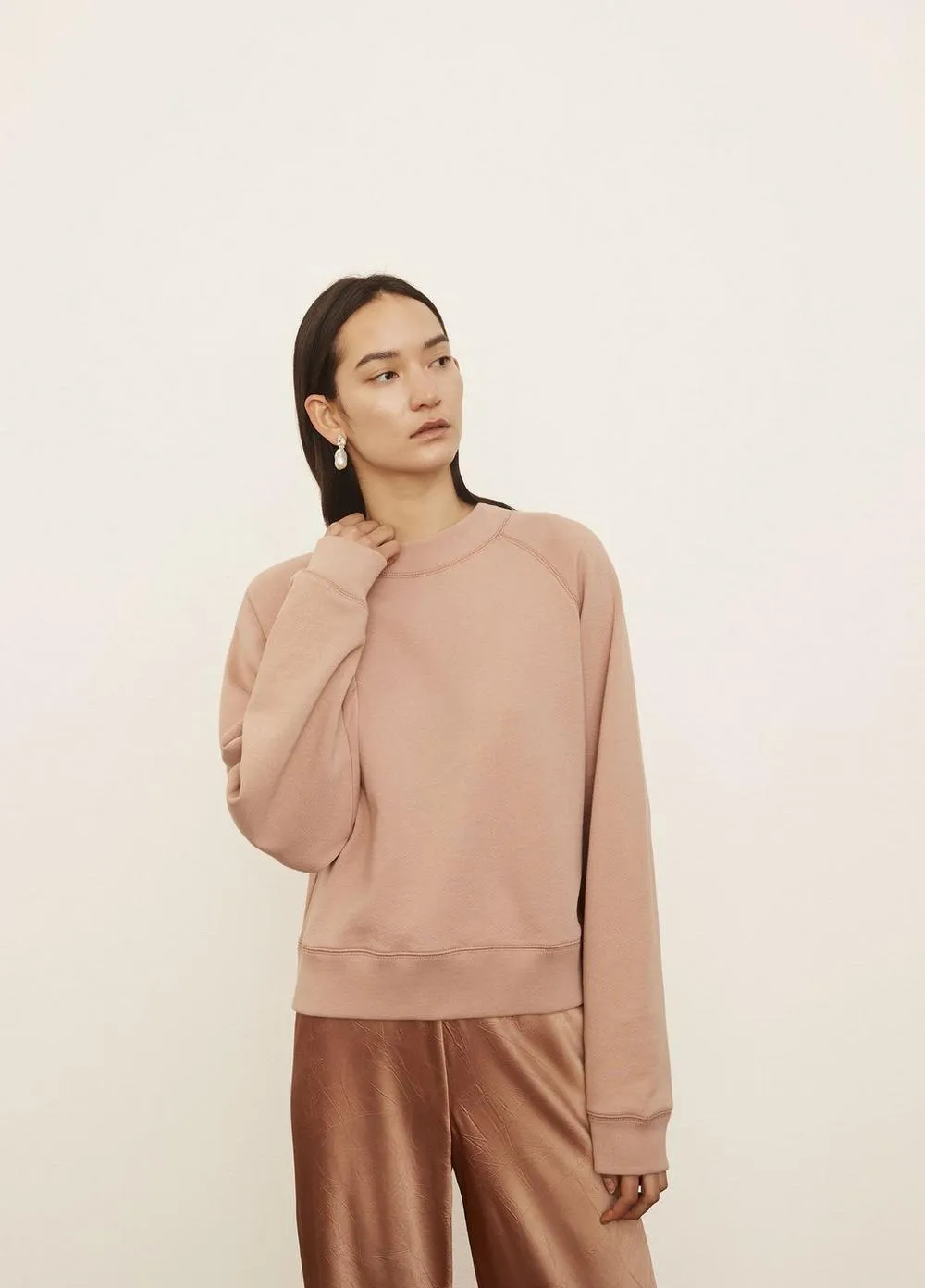 Puff Sleeve Raglan Pullover in Light Blush Sand