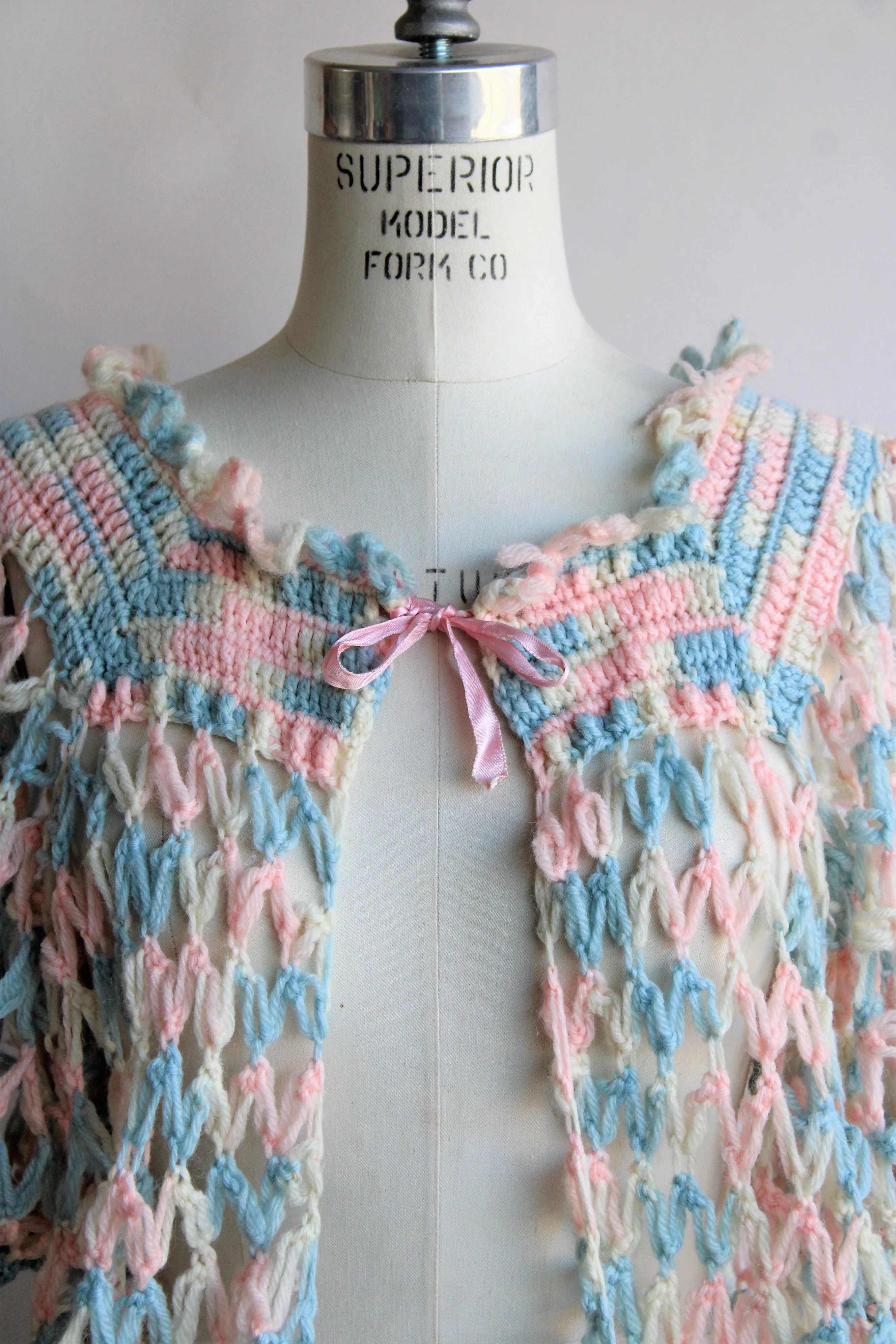 Vintage 1950s Knit Bed Jacket in Pastel Blue, Pink and White