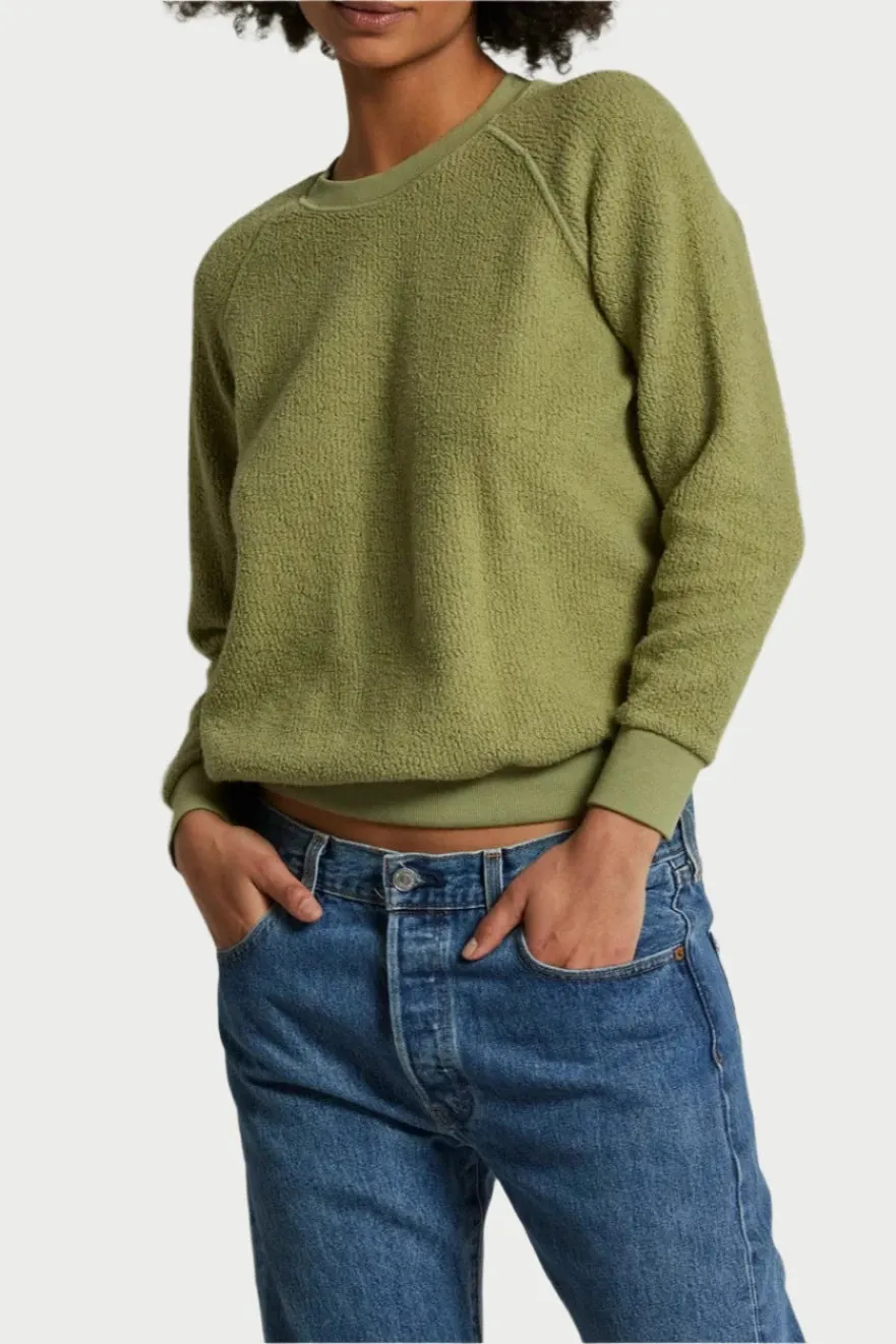 Ziggy Shrunken Crew Sweatshirt in Oil Green